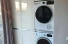 Apartament cu 3 camere, 66mp, etaj 2, finisat modern, mobilat si utilat, cu 2 garaje sub bloc - 4