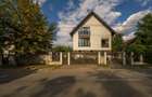 Parter de vilă, 4 camere, 2 băi și grădină 245mp, Parcul Mogoșoaia! - 6