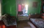 Casa de vanzare cu teren, in centru Rosia de Amaradia, Gorj - 5
