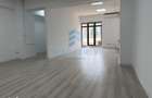 Spatiu Birouri de 63 de mp zona Decebal cu centrala proprie - 2