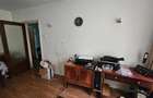 Vand apartament cu 3 camere, 4 4, Antiaeriana