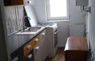 Vand apartment 2 camere zona centrala / liceul Emil Racovi?a