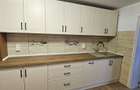 Apartament cu 3 camere decomandat în Deve - 2