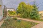 Vilă de închiriat P+1+M cu subsol, curte de 1.000 mp și livadă