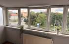 Apartament cu 3 camere în Tineretului - 1
