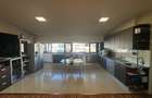 Inchiriez penthouse Et 3 - 8