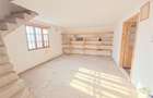 Casă individuală cu 3 camere cu Teren 2413 Mp în Central - 2