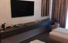 Proprietar inchiriez apartament 3 camere - 3