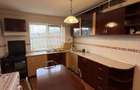 Apartament 2 camere, et 2, str.Victoriei-zona Marul de Aur