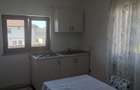 Inchiriez apartament la casa cu intrare separat - 5