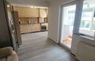 Vand apartament cu 3 camere Centrul Civic, Strada Toamnei - 6