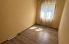 Apartament cu 3 camere nedecomandat în Mogoșoaia