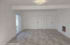 Casa de vanzare, de tip duplex