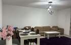 Inchiriez apartament 2 camere, bucatarie separata, disponibil loc de parcare