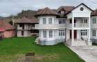Casa cu 5 camere + teren intravilan de 1209 mp in Iscroni- Aninoasa - 5