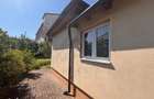 Casa tip duplex singur in curte 335 mp teren zona centrala - 2