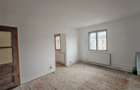 Rapsodiei, 2 camere nedecomandat, etaj 4,plus uscatorie ,ocupabil,pret 42.000 euro