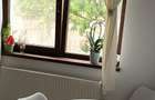 Inchiriez casa 3 camere - 1