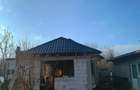 Casă cu 3 camere cu Teren 175 Mp în Școlilor