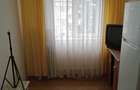 De vanzare apartament 3 camere micro 9 - 8