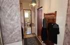 Apartament decomandat cu terasa si parcare, 2 camere, zona de case, Fl - 5