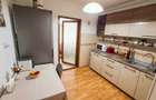 Apartament 2 camere, decomandat, 50 mp centru, mobilat si utilat