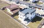 Vila moderna de 4 camere in Cristian - 3
