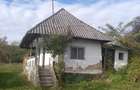 Casa cu teren de vanzare