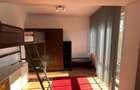 De inchiriat apartament cochet cu 3 camere, zona centrala cu parcare