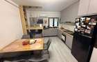 Vand apartament etaj 4 4 pia?a sud - propietar