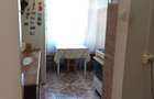 De vanzare apartament cu 3 camere in tudor,etaj 1,zona foarte buna,copertina auto in spatele blocului