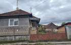 Casă individuală cu gospodărie și teren de 1044 mp în loc Sânpaul, jud Cluj