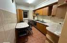 Inchiriez apartament cu 3 camere