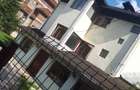 Casa spa?ioasa cu teren in centrul ora?ului Sinaia - 9