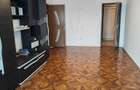 Apartament cu 2 camere, structura circulara zona 1 Decembrie