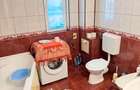 Apartament 2 camere, 93mp, langa Vamă, bloc 2007