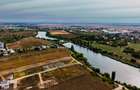 Teren cu vedere la lac Corbeanca - Petresti
