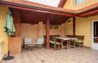 Apartament 3 camere de inchiriat la casa,terasa ?i gradina - 9