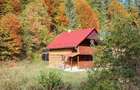 Vand cabana in sat Rachitele pe valea Agastau
