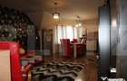 Casa cu etaj ?i spa?iu comercial, vedere la partia de sc - 10