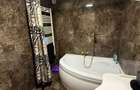 Apartament cu 3 camere decomandat în Colonia Bod - 1