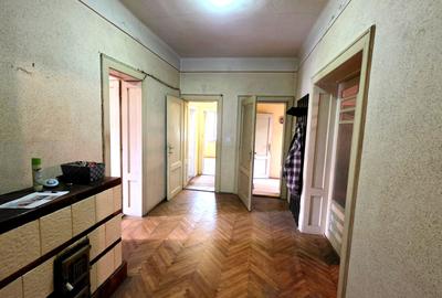 Apartament cu 4 camere decomandat în Sub Arini - 7