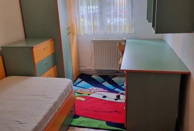 Apartament cu 3 camere în Lazaret