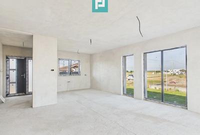 Casă cu 3 camere cu Teren 500 Mp în Mândruloc