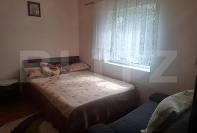 Casă cu Teren 2800 Mp în Crângurile