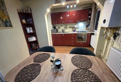 Apartament cu 2 camere semidecomandat, mobilat în Complex Studențesc