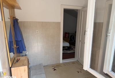 Casă cu 4 camere cu Teren 223 Mp în Titulescu - 6