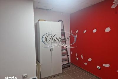 Spațiu comercial, de 64 mp, în Central