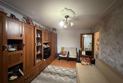 Apartament cu 2 camere decomandat, mobilat în Lujerului