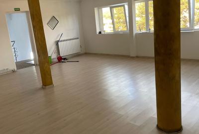 Spațiu comercial, de 70 mp, în Nicolae Bălcescu